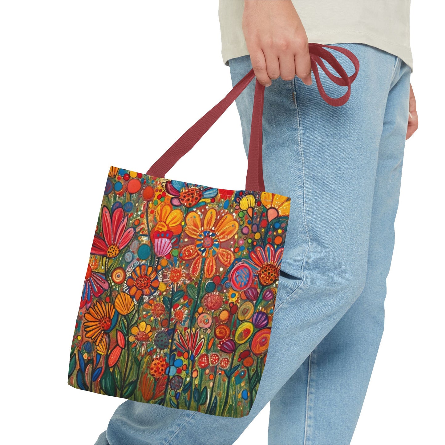 Tote in Meadow