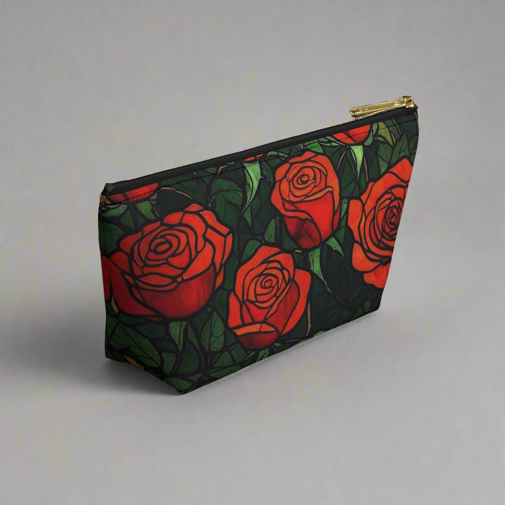 Accessory Pouch in Rouge