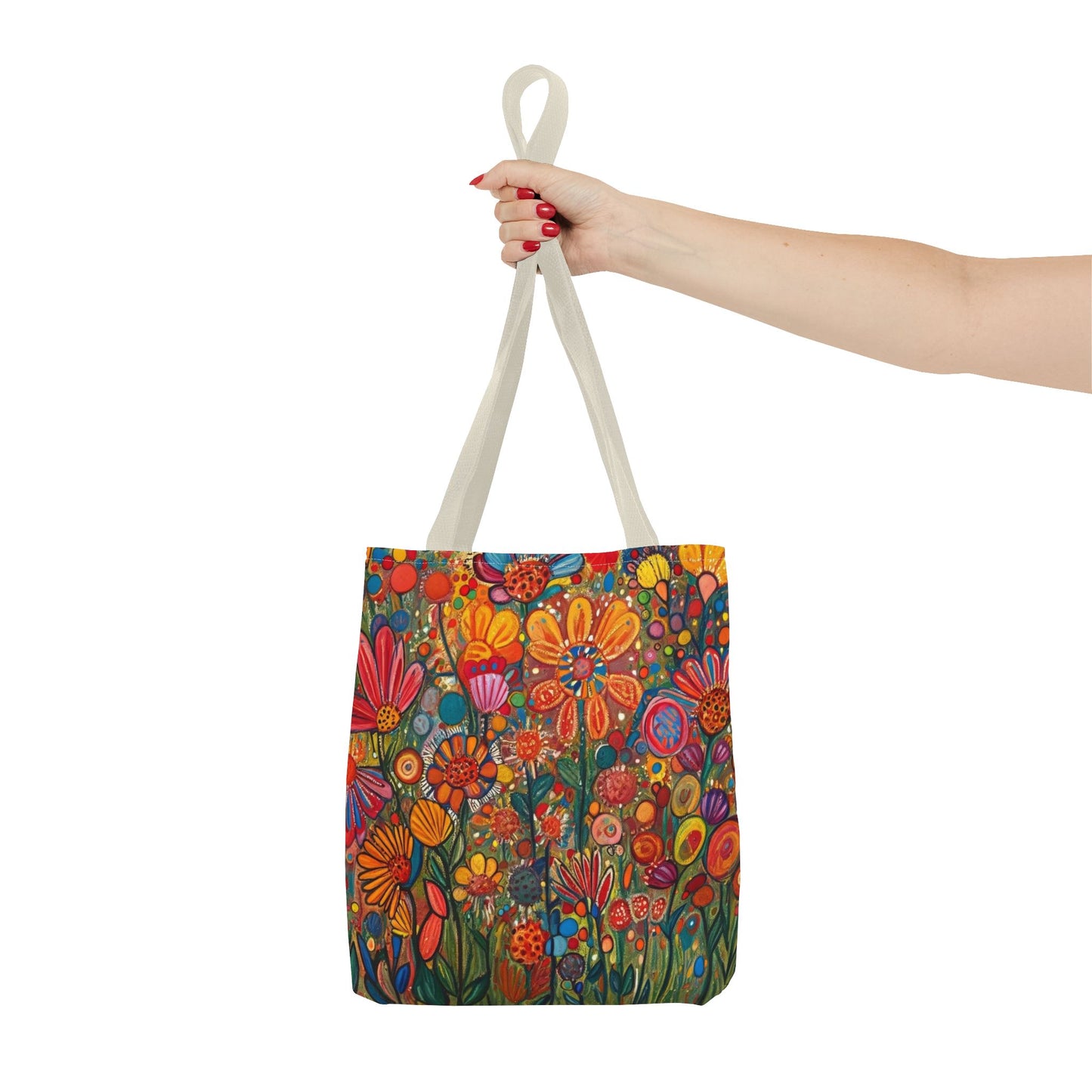 Tote in Meadow