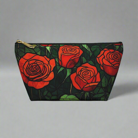 Accessory Pouch in Rouge